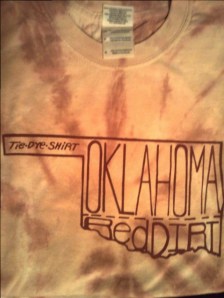 Made with a red clay and dye technique, this unique design is perfect to show off your pride in Oklahoma!